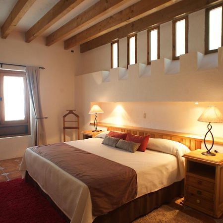La Casona de los Colibríes El Pueblito  Habitación foto
