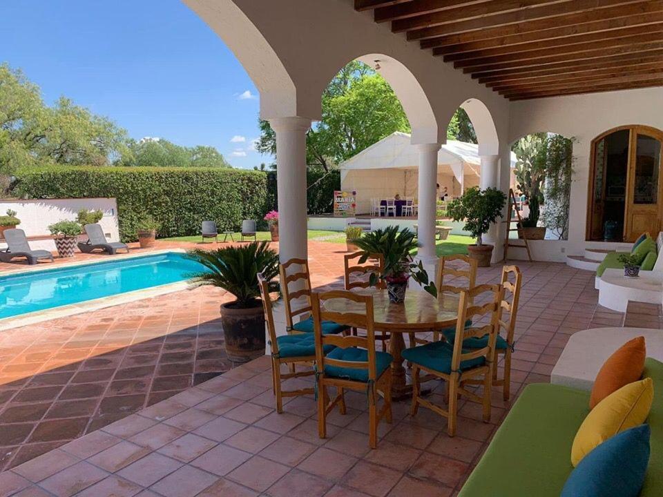 La Casona de los Colibríes El Pueblito  Exterior foto